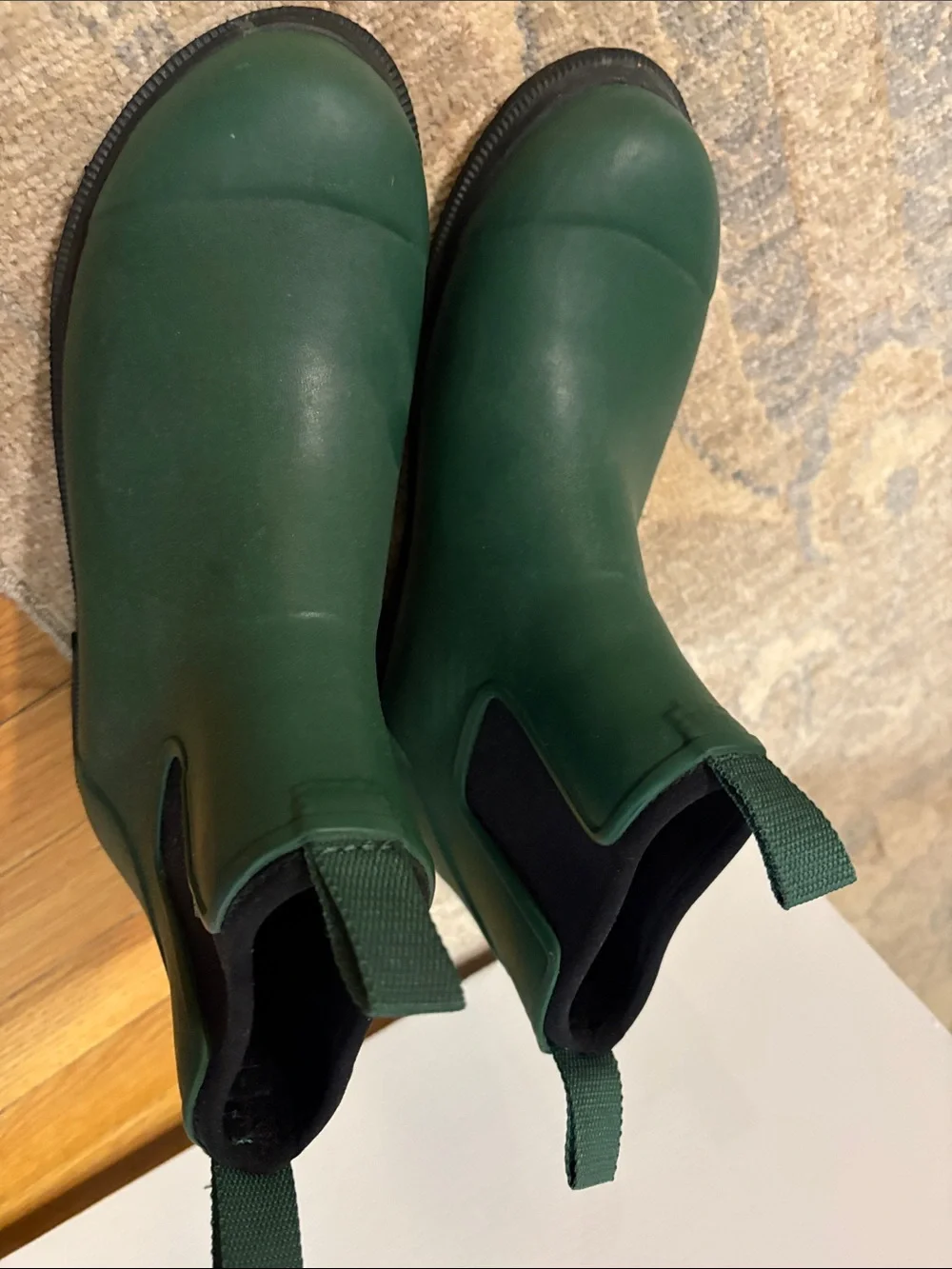 MERRY PEOPLE Women's Green Chelsea Rain Boots with BIRKENSTOCK Insoles